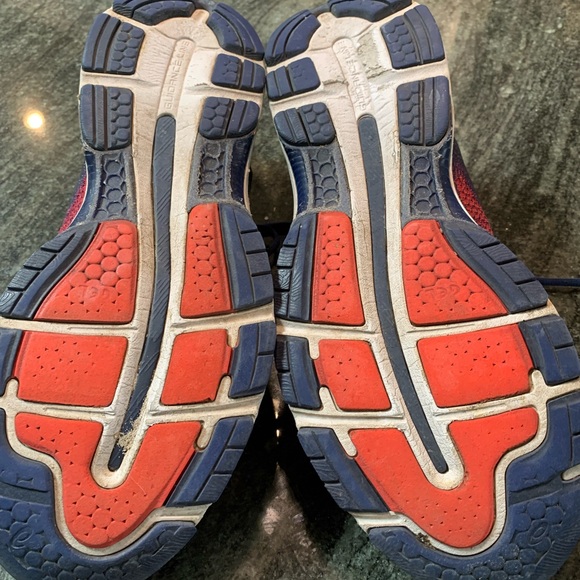 ASICS brand running shoes - Picture 2 of 3